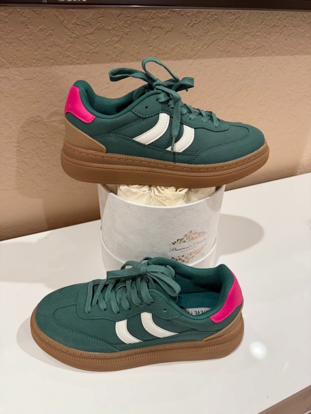 Steve Madden Rydr Green Gum Sole Platform Sneakers Pink Accent